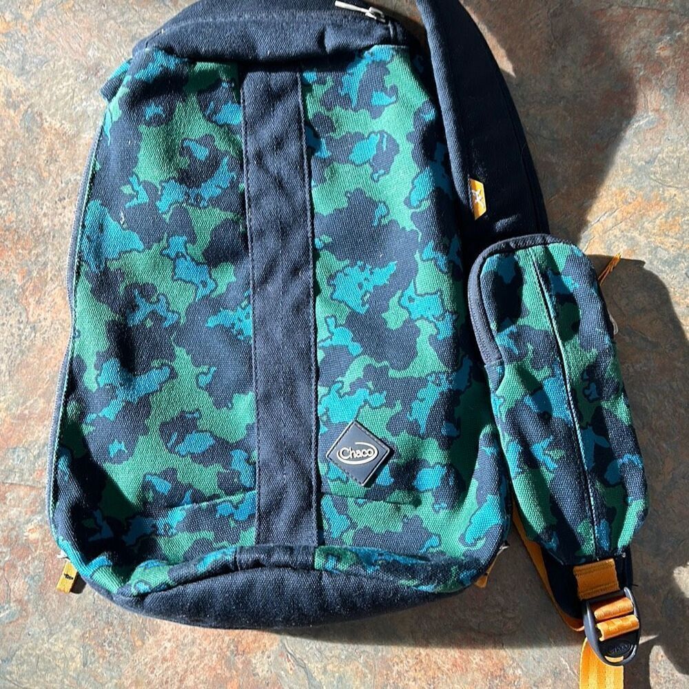 Chaco Redlands Sling Backpack Blue Green Camouflage